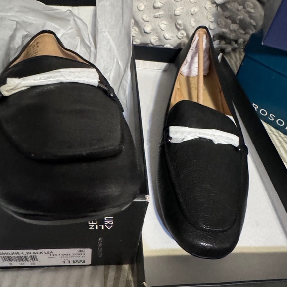 Naturalizer Emilie L Slip-ons - Picture 4 of 7